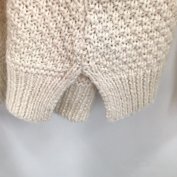 Womens L. Ralph Lauren Chunky Cable Knit Sweater M Ivory Alpaca Wool Preppy L/S - Picture 10 of 11